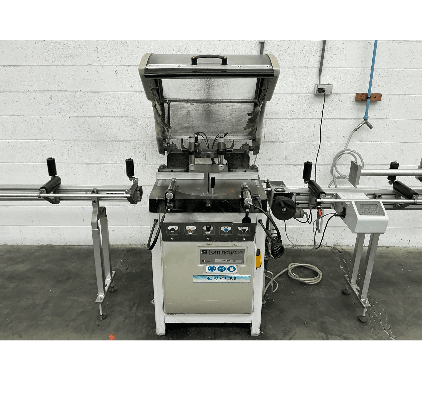 Mașină Automată de Debitat Profile PVC (Q400) - FOM INDUSTRIE (PANDA400)