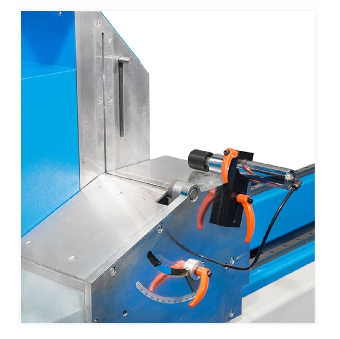 Masina de Debitat Aluminiu & PVC 2 capete cu Servomotor (Ø500) - DS501